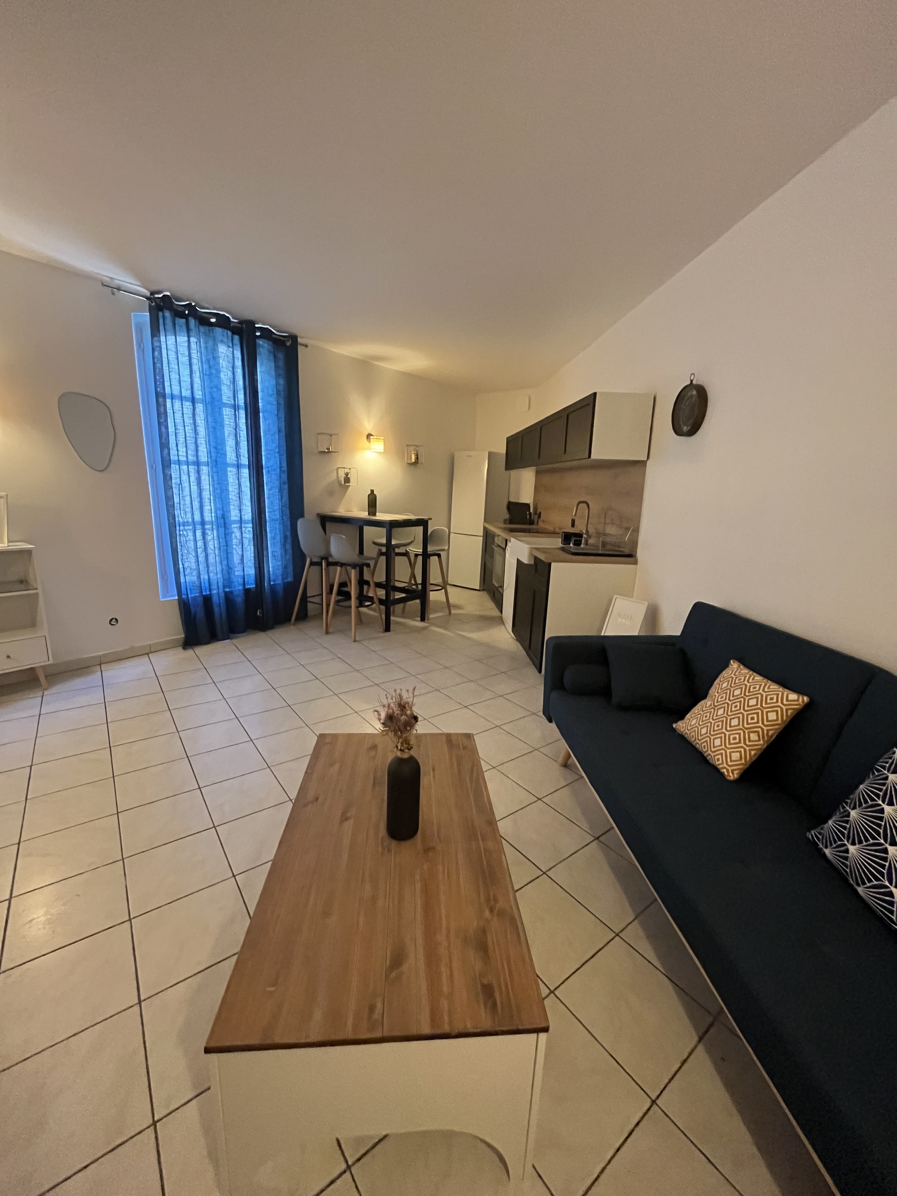 Appartement dans le centre-Arles - photo 3