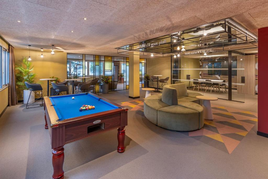 Salle de réception et billard 