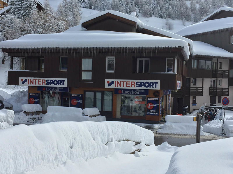 Intersport