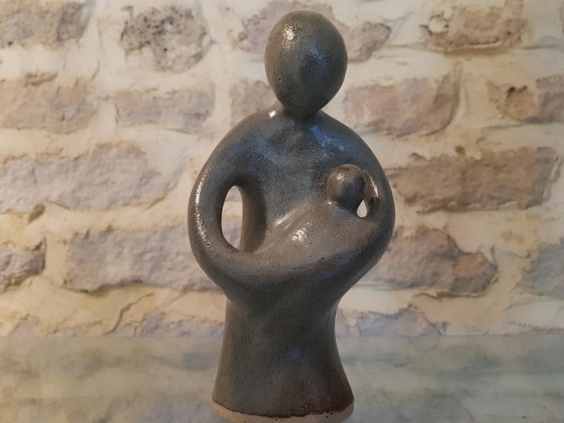 Mère à lenfant