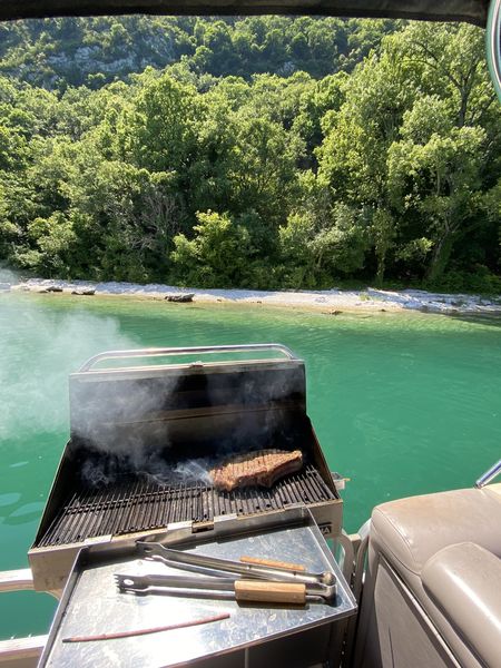 BBQ Boat 
