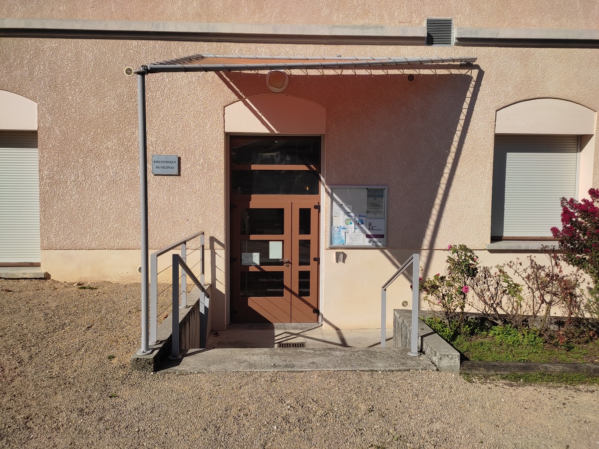 Médiathèque de La Bâtie-Montgascon