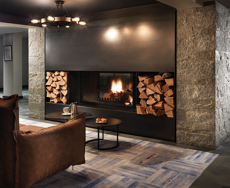 Chalet Hotel le Prieuré cheminée