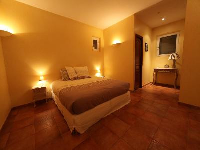 La Bastide de l'aube, Saint-Marc-Jaumegarde - photo 9