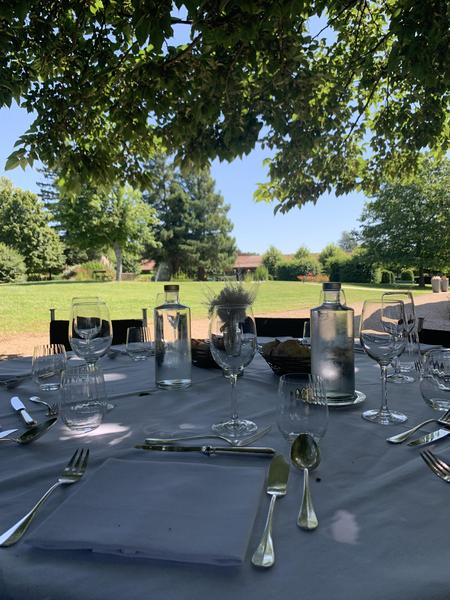 Déjeuner Cour Ouest