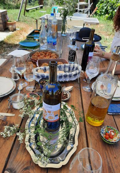 la table lors d'un repas chez nous