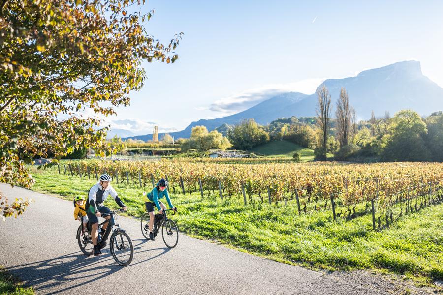 Tour des Bauges à vélo - Etape Cœur de Savoie - Du Lac Saint André au Lac de Grésy_Montmélian