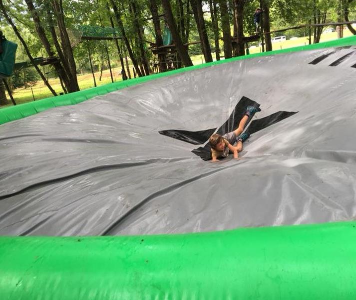 Big Air Base Jump et Catapulte humaine_Passy