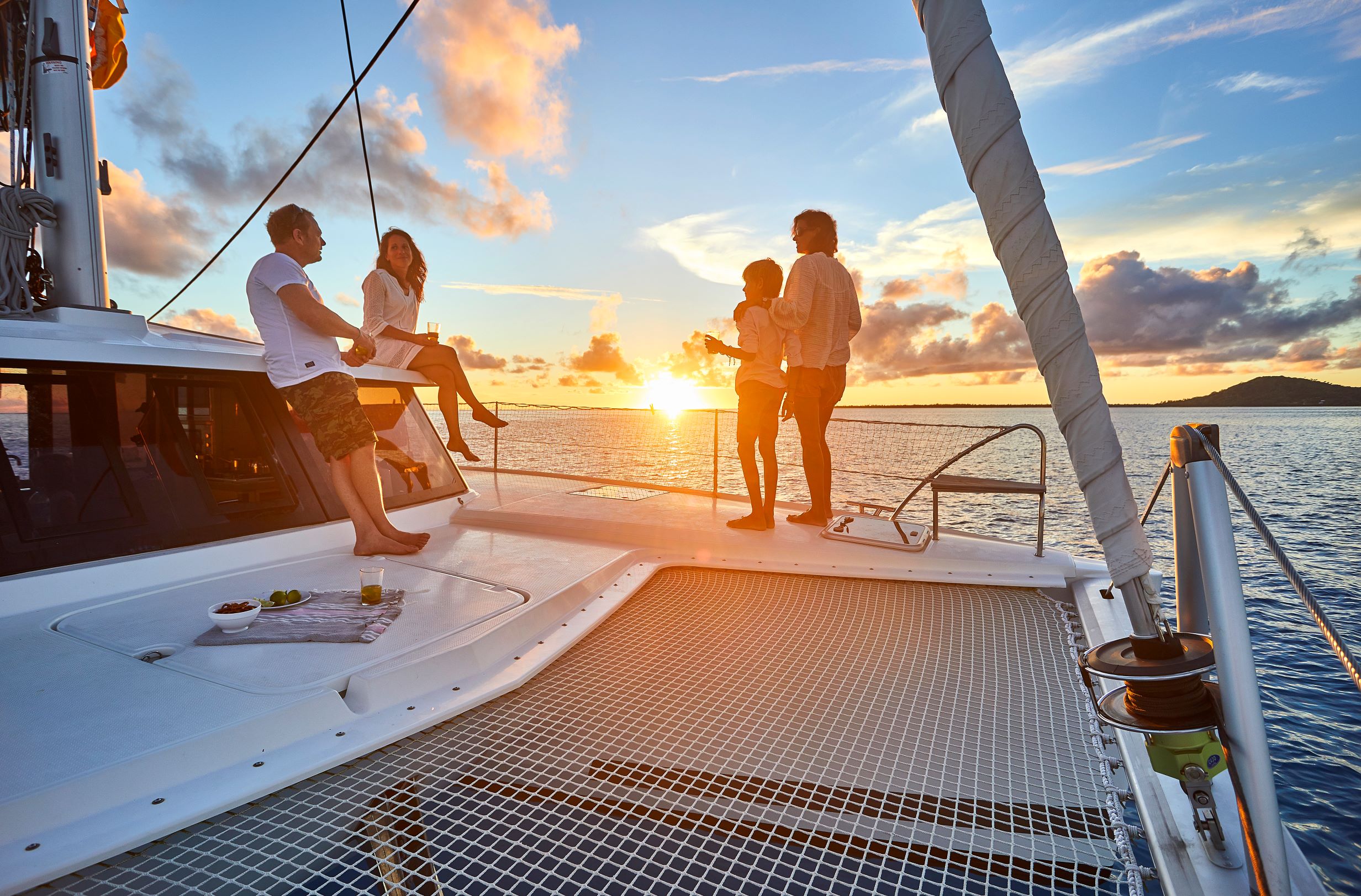 Tahiti Yacht Charter