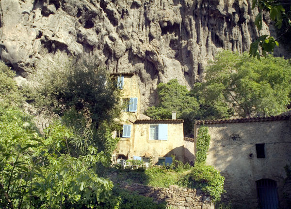 Chez Lucie : Maison Troglodyte - Cotignac