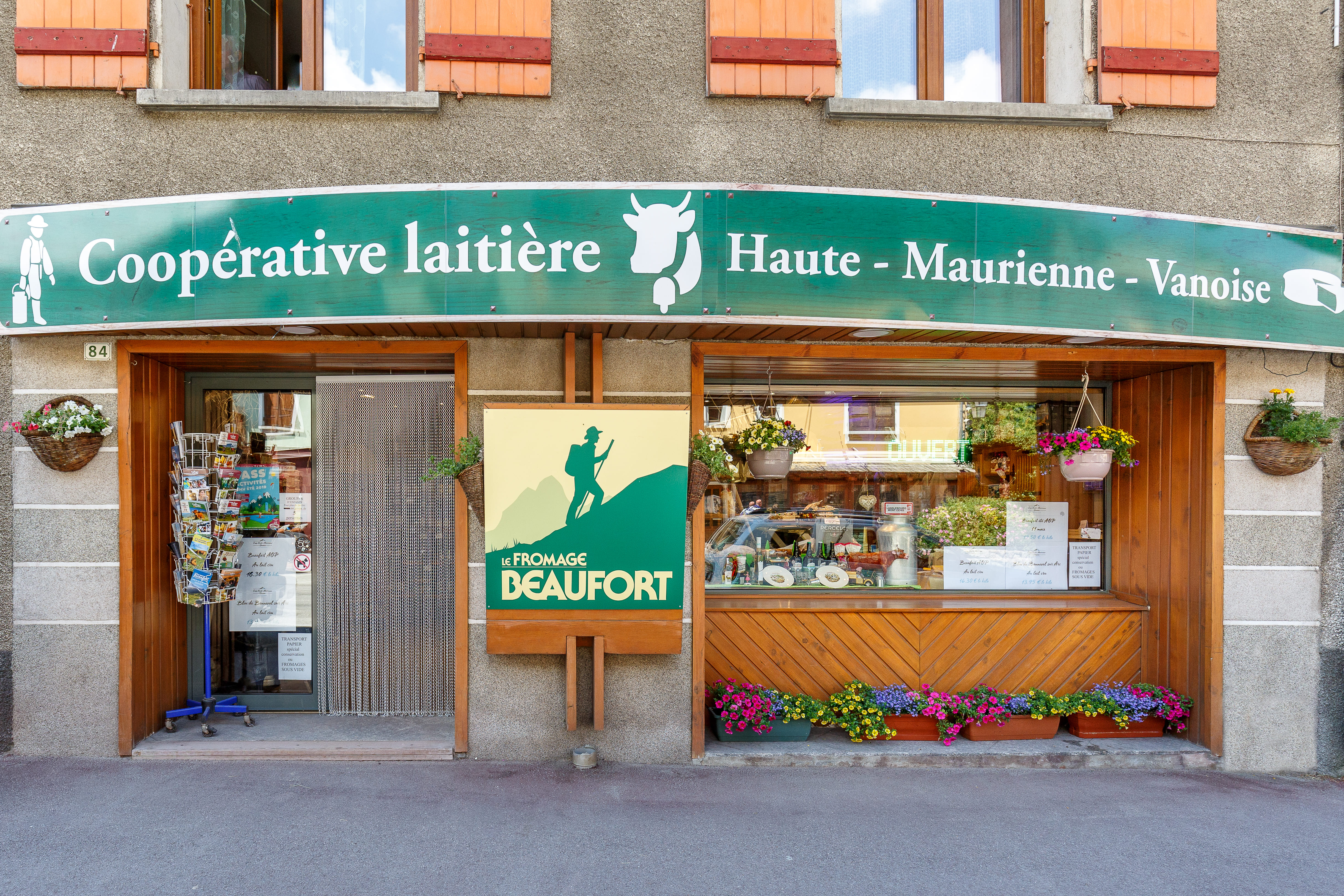 à Val Cenis-Lanslebourg, second magasin de la Coopérative laitière de Haute Maurienne Vanoise