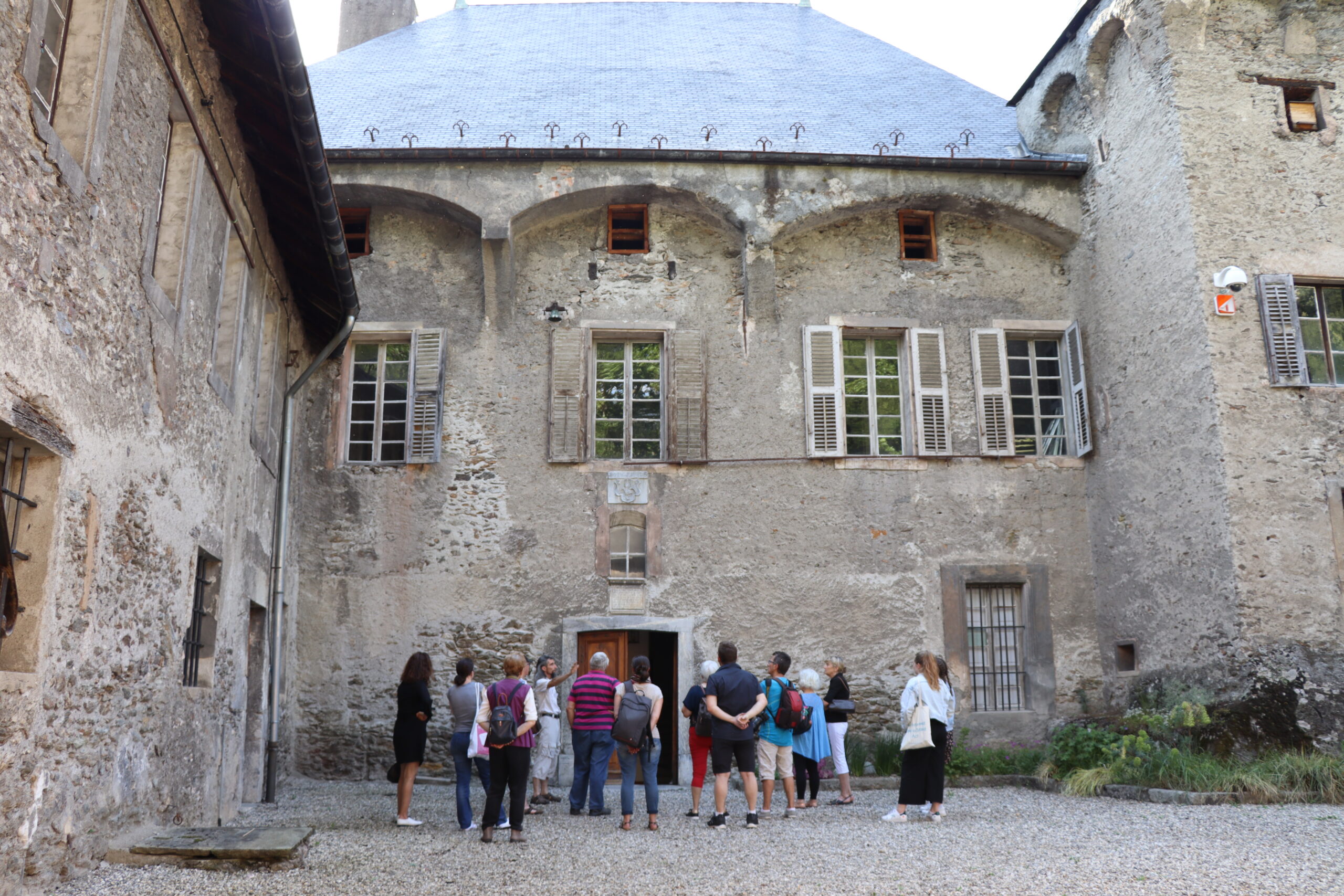 Visite guidée : le château de Manuel de Locatel au crépuscule