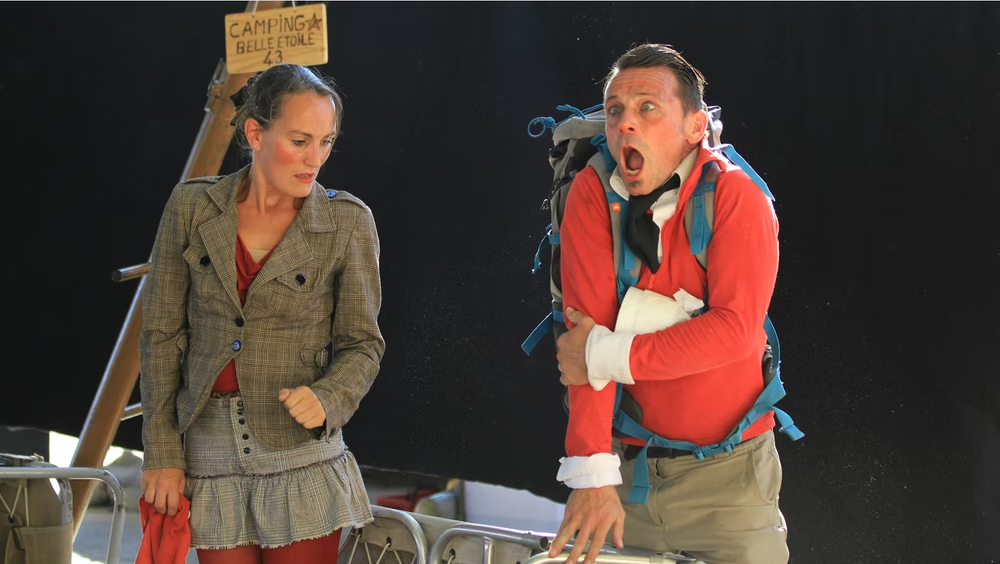 Spectacle 'Debout la Dedans' - Cie EntreChoc_Risoul