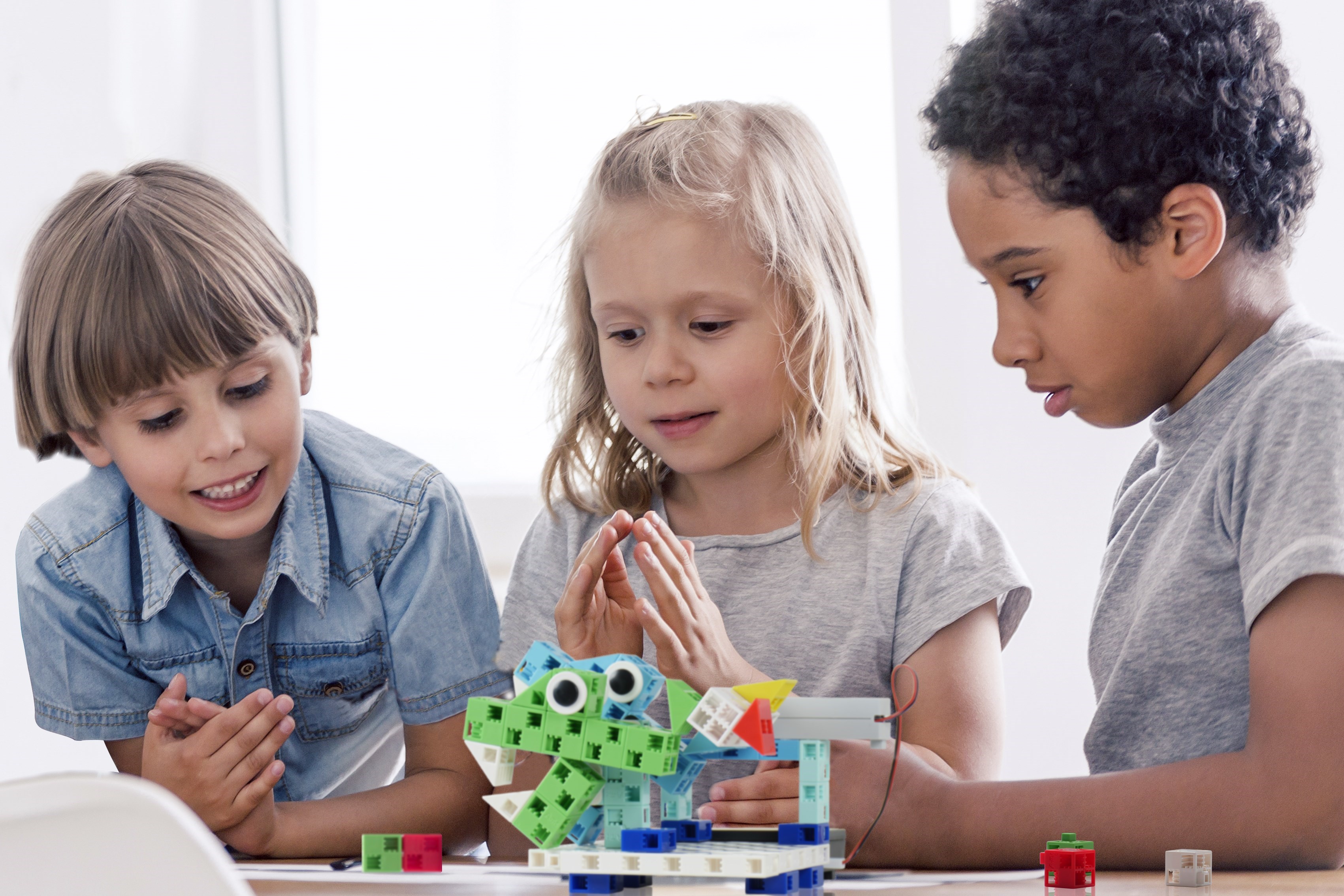 Activités robotique pour les enfants de 6 à 14 ans - Garage404