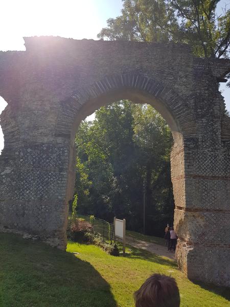 Visite guidée de l'aqueduc romain du Gier en famille_Mornant