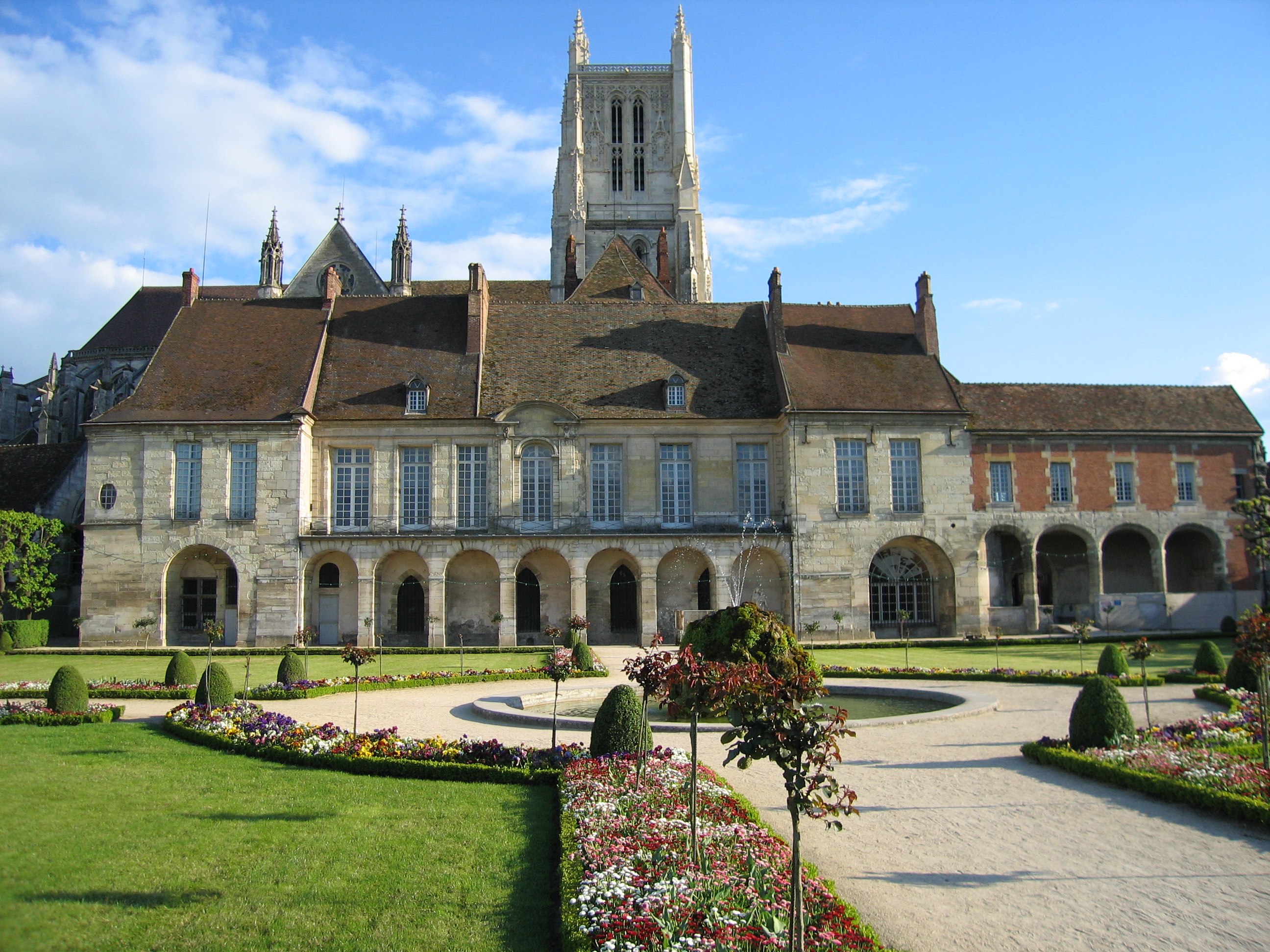 Cité épiscopale de Meaux - Le jardin Bossuet