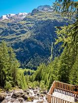 Hiking trail: la Raie waterfall_Sainte-Foy-Tarentaise