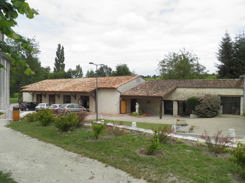 Salle municipale de Condéon