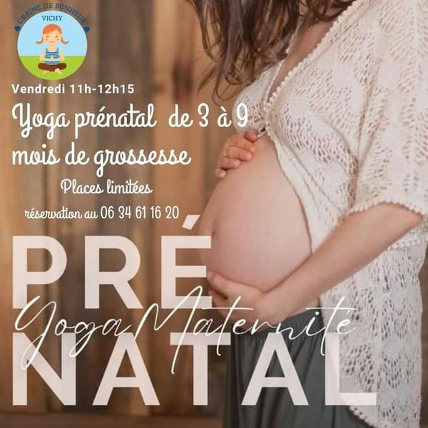 Yoga pr&eacute;natal futures mamans