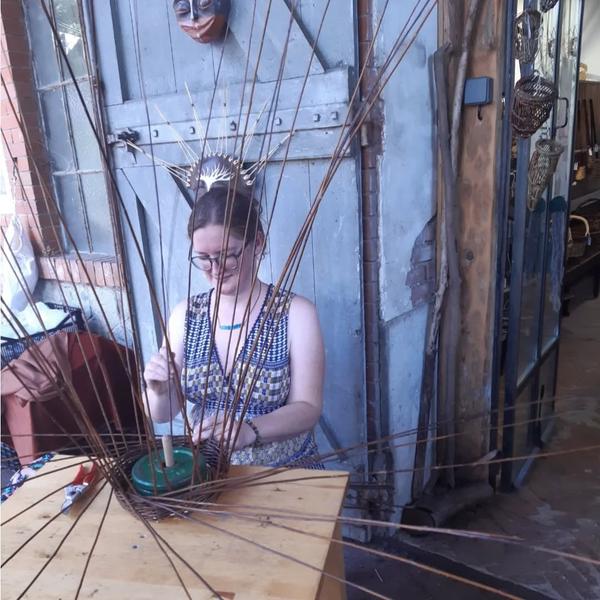 Le petit marché des artisans chez les savonnières
