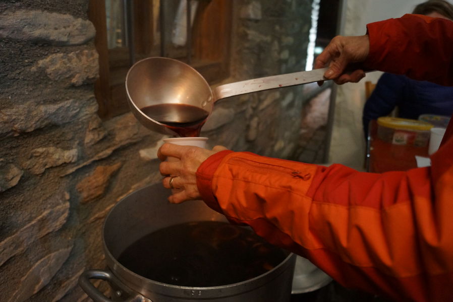 Image haute-maurienne-animation-vin-chaud
