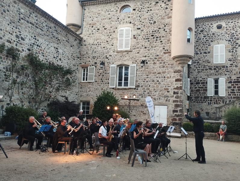 Les vendredis du château : Concert orchestre d'harmonie Aubenas-Vals