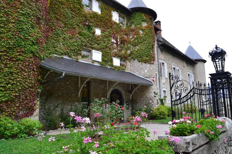 Château des Comtes de Challes