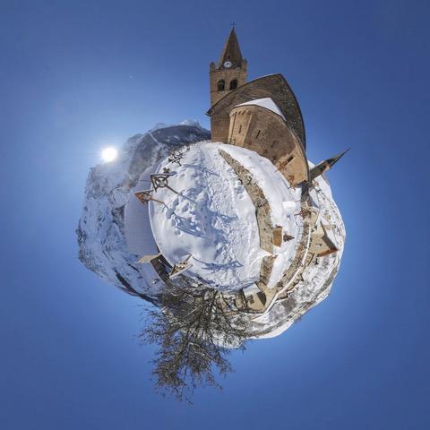 Exposition 'Mondes suspendus'