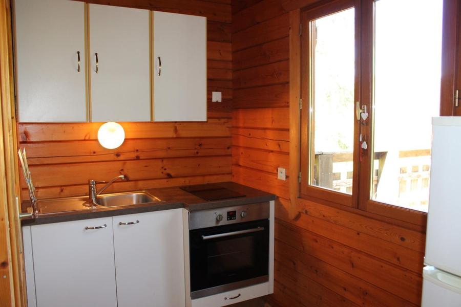 Gîte L'Escondu-Cuisine-Roubion-Gîtes de France des Alpes-Maritimes