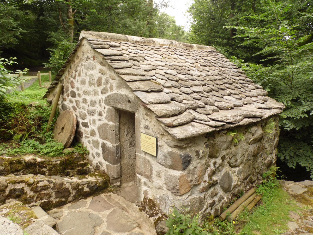 Niervèze watermill