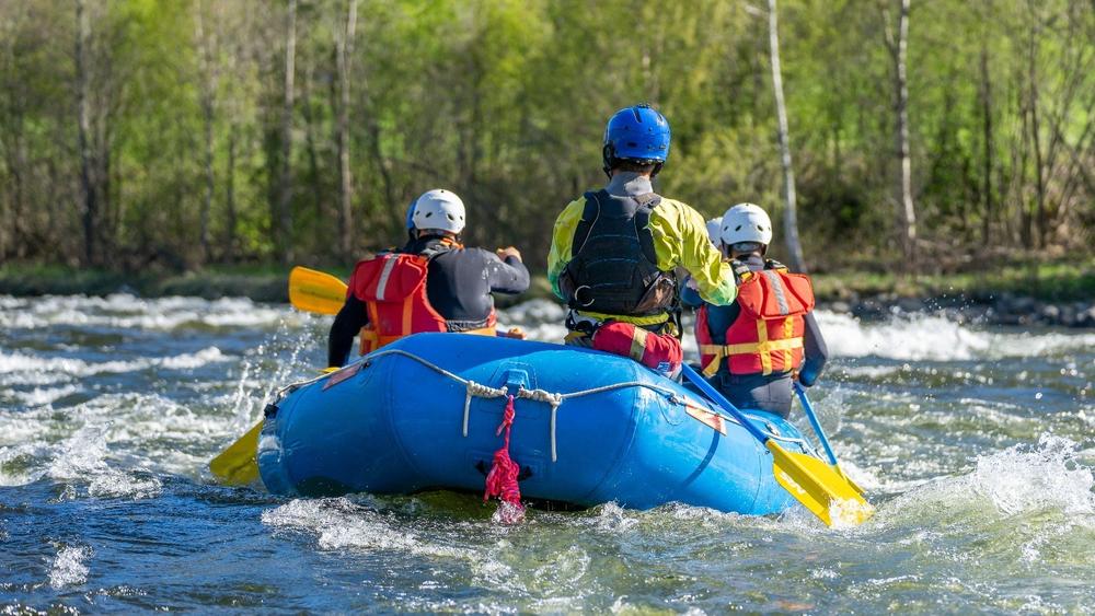 Activités d'eaux vives en famille avec Mont-Blanc Rafting_Passy