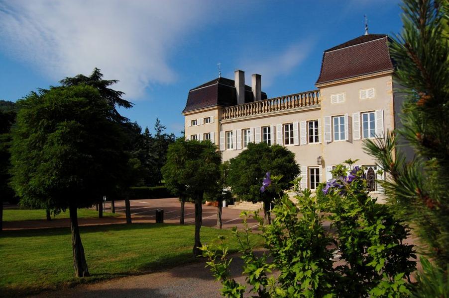 Juliénas Chaintré Vignerons Associés - espace de dégustation-vente