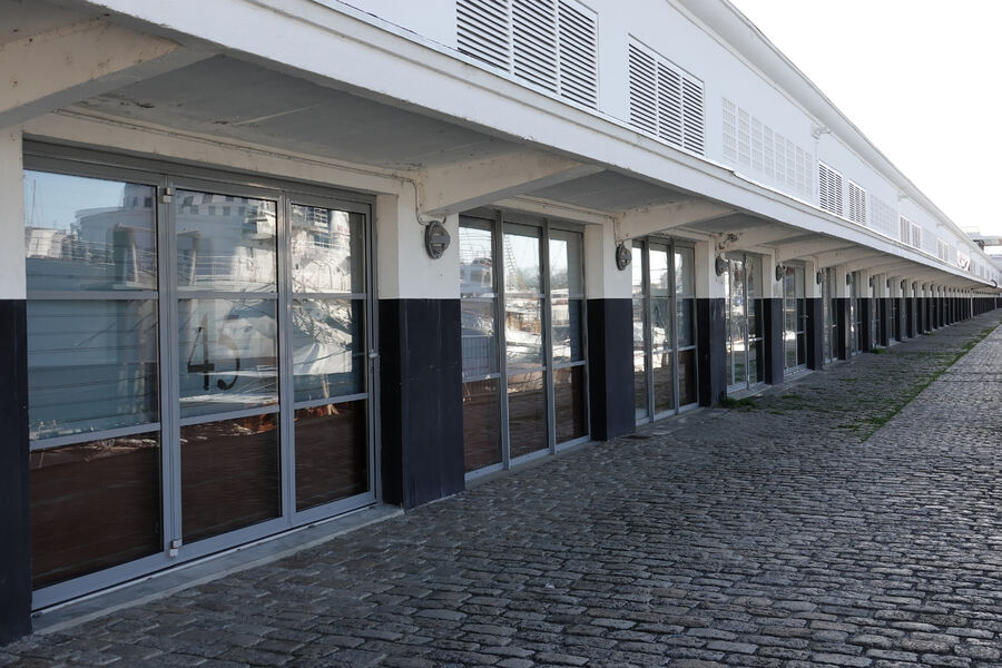 Côté quai