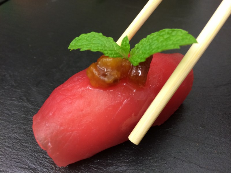 Sushi thon baguette [800x600]