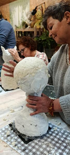Stage collectif d'initiation à la sculpture en papier mâché_Les Avenières Veyrins-Thuellin