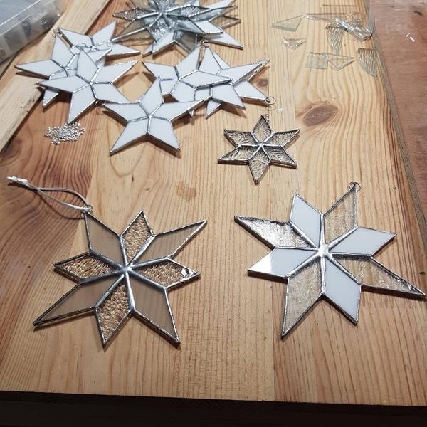 Etoiles de Noël en verre 