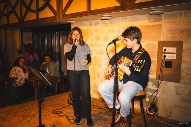 Concert Bar - Ayunci