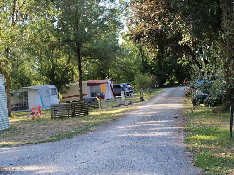 Allée camping