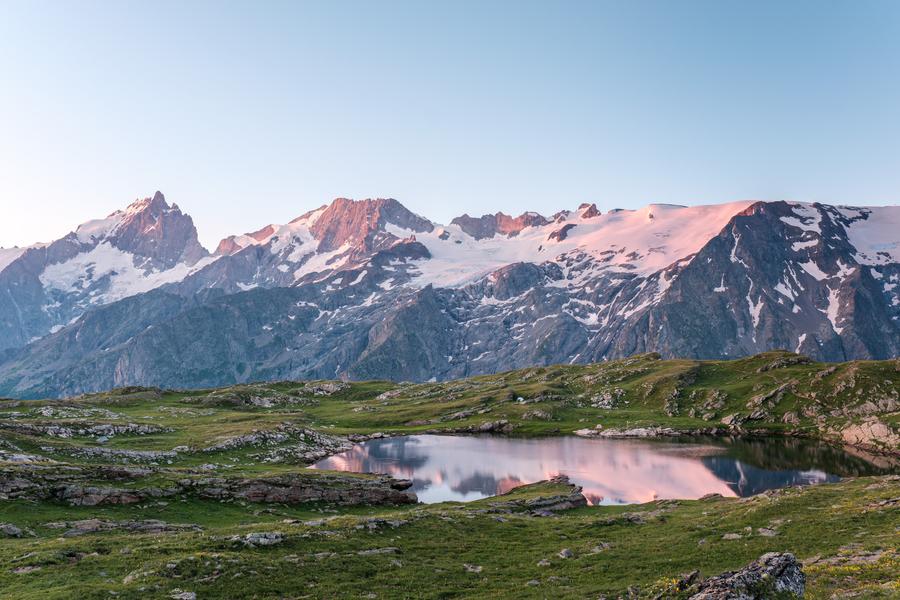 Le plateau d'Emparis et ses lacs - lac noir et lac lérié_La Grave