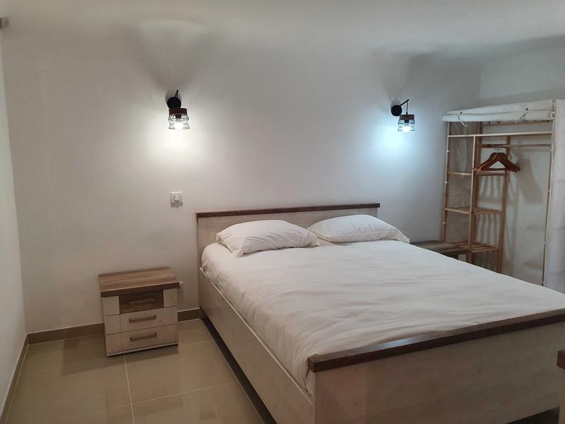 Villa Kriss-Chambre 3/ Lit double-Nice-Gîtes de France des Alpes-Maritimes