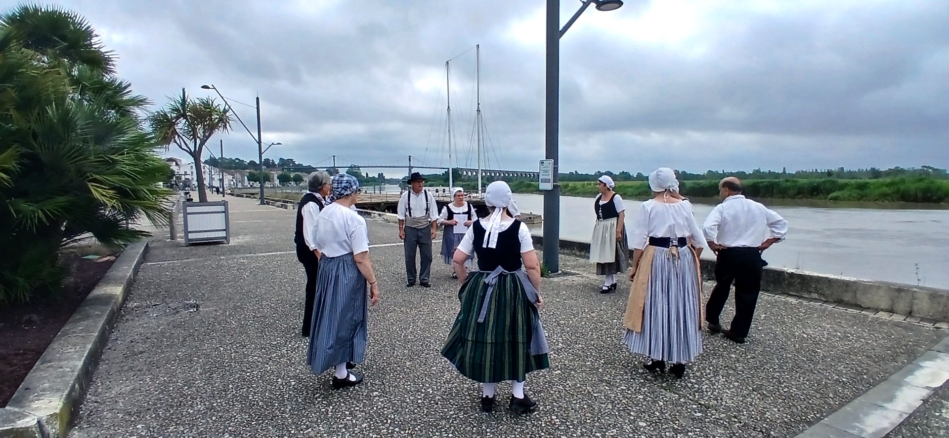 Visite guidée semi-nocturne : Quand la nuit révèle l'histoire de Tonnay-Charente