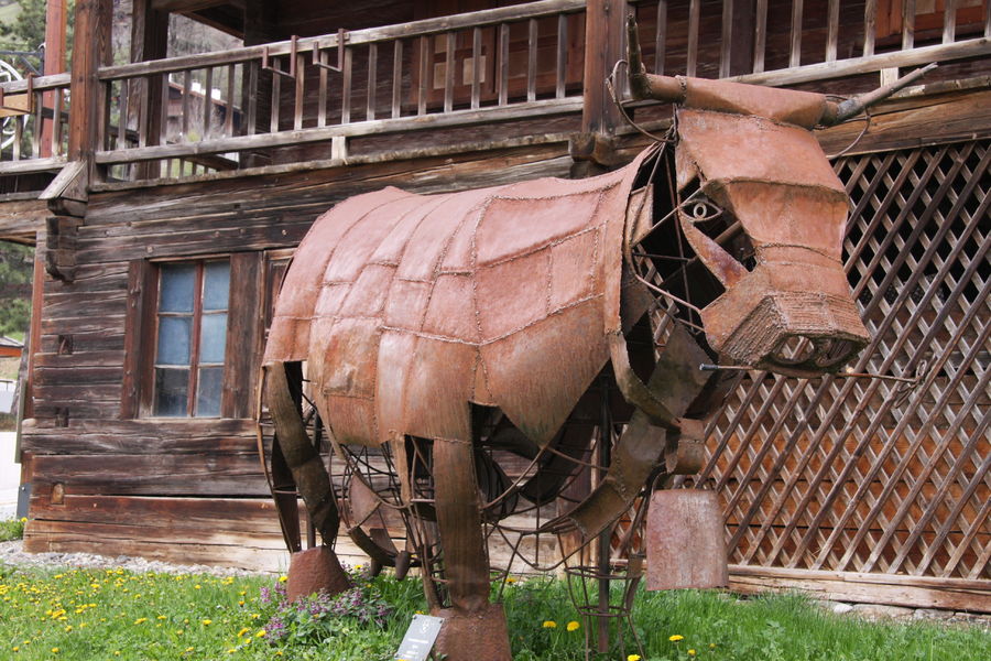 Art vache : la reine de fer