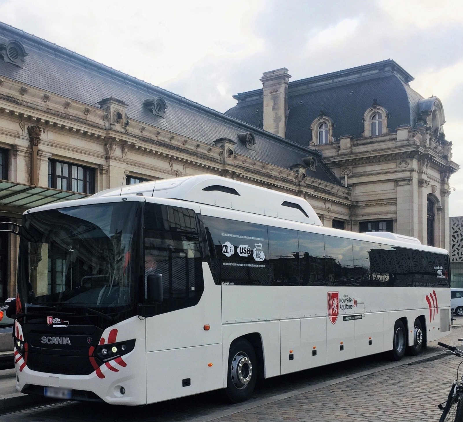 Ligne 421 : Lacanau-Bordeaux