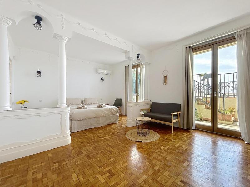 Villa Kriss-Chambre double accès terrasse-Nice-Gîtes de France des Alpes-Maritimes