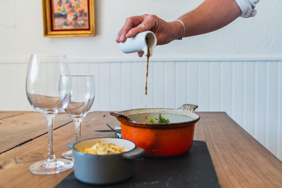 Cocotte d'agneau mijotée - Terrasse des Cigales