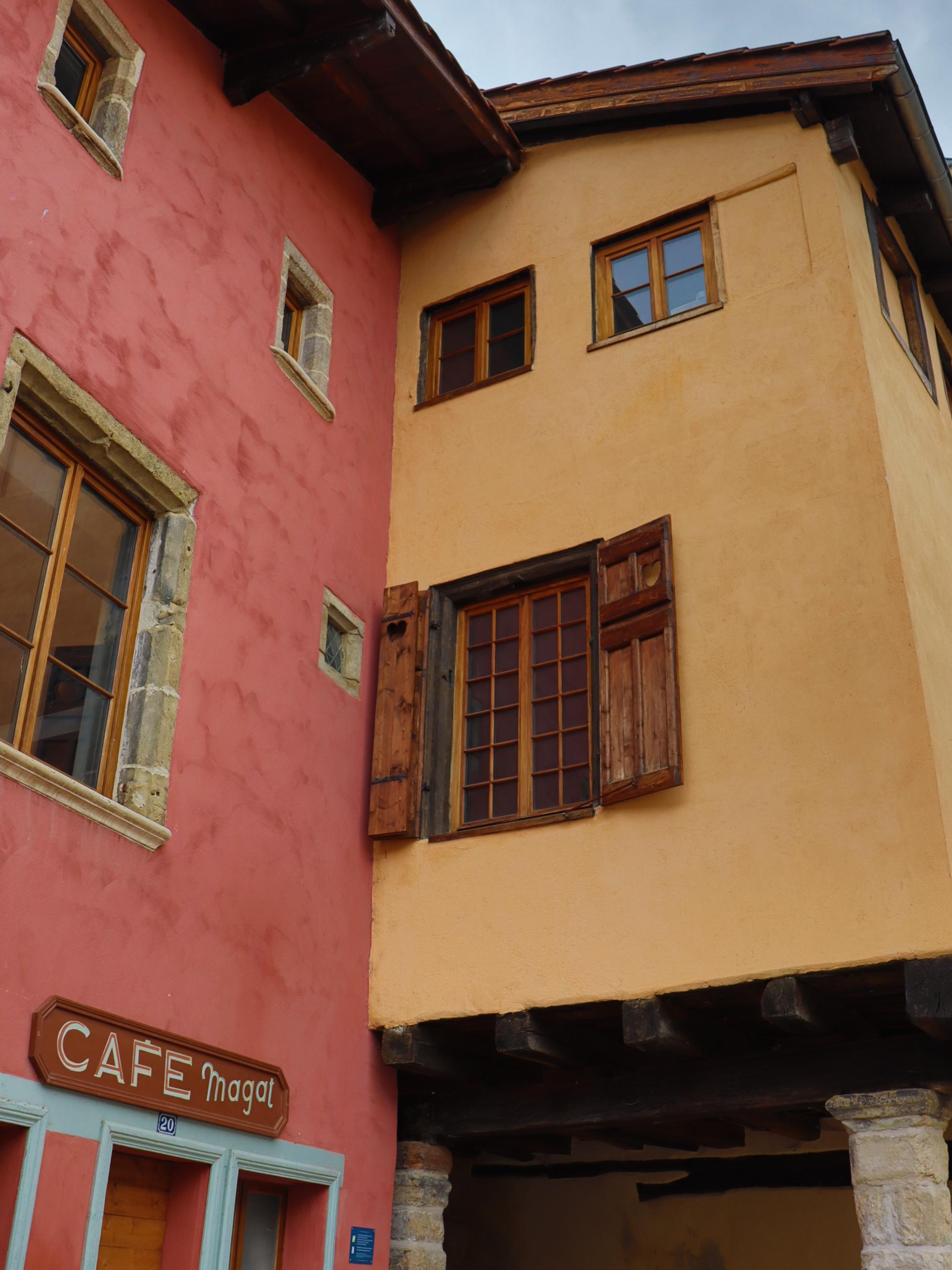 Visite guidée de la ville à la collégiale_Saint-Symphorien-sur-Coise