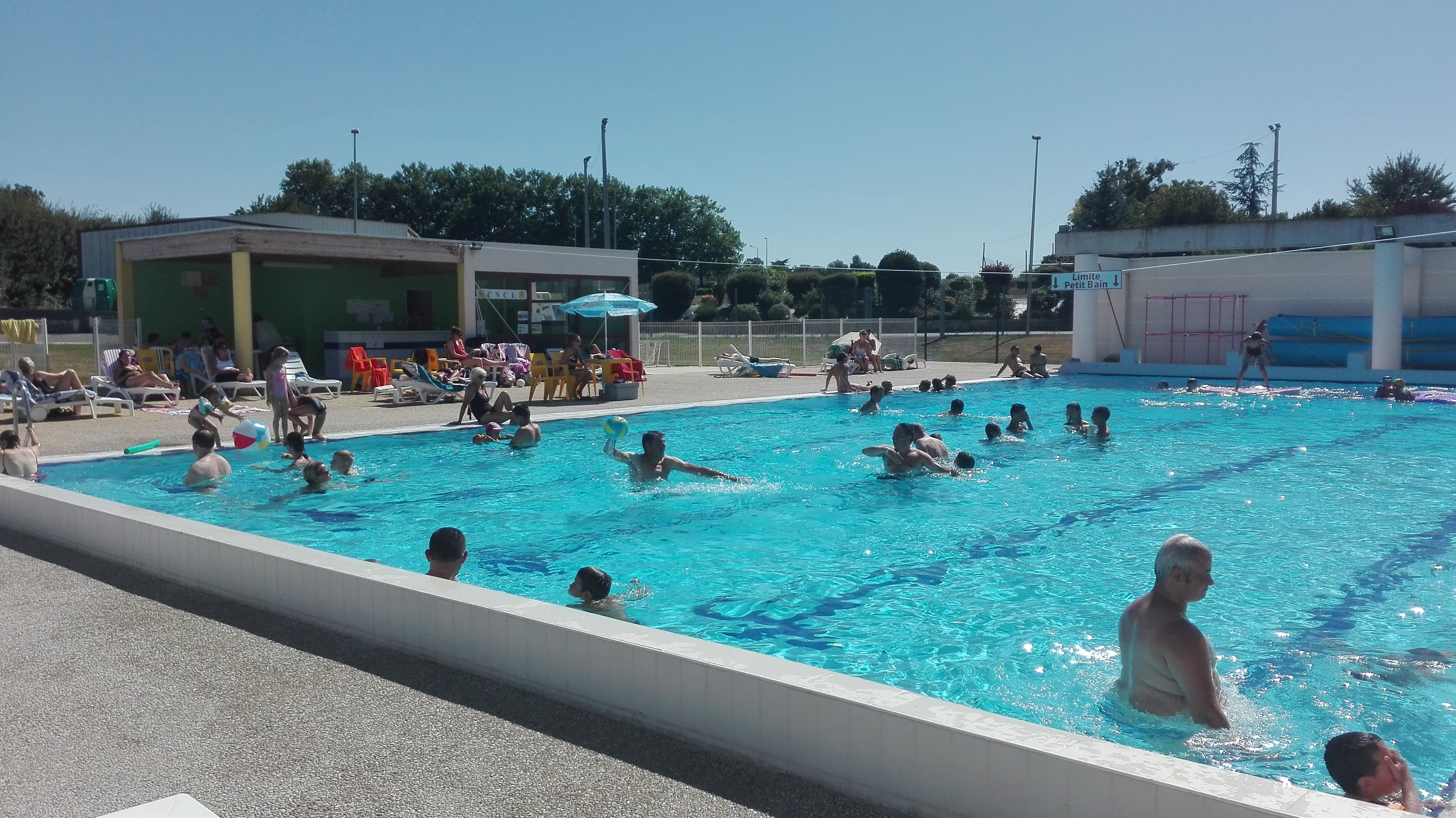Piscine de Loulay
