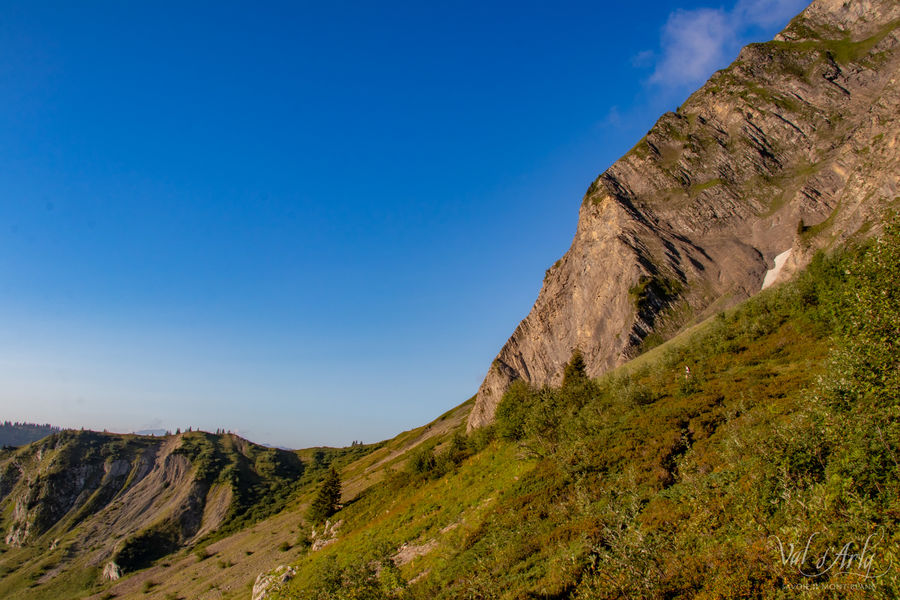 Sentier en balcon de la Croix des Frêtes