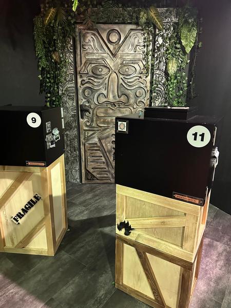 La boite 9 et la boite 11 à ouvrir
