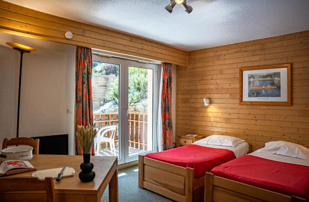 APPARTEMENT - 4 PERSONNES - B25